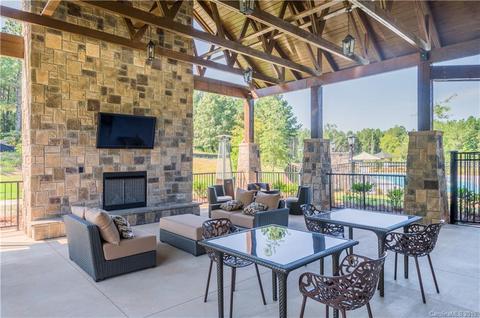 4129 Persimmon Rd, Lancaster, SC 29720 photo 4