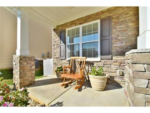 10770 Traders Ct, Davidson, NC 28036 photo 2