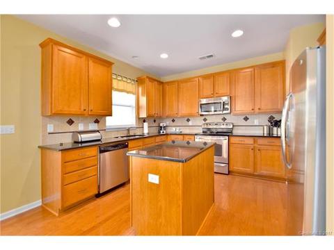 10770 Traders Ct, Davidson, NC 28036 photo 8