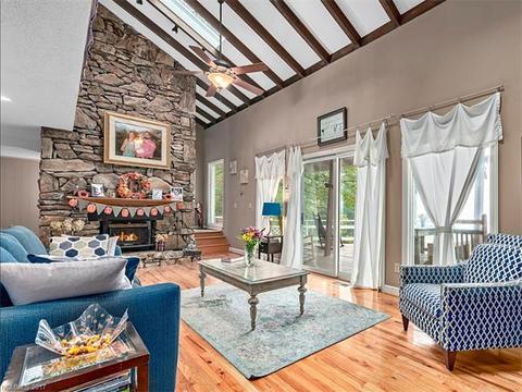 534 Larkin Ln, Spruce Pine, NC 28777 photo 2