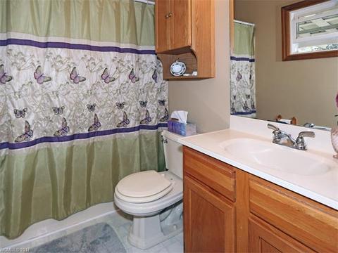 85 Azalea Dr, Clyde, NC 28721 photo 9