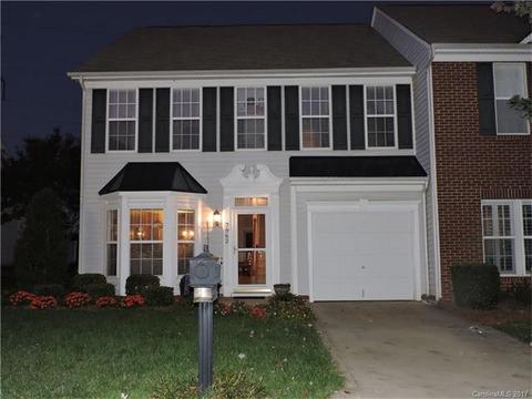 7962 Mariners Pointe Cir, Denver, NC 28037 photo 1