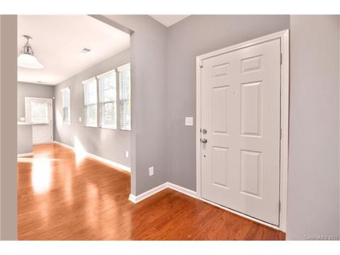 8289 Viewpoint Ln, Cornelius, NC 28031 photo 3