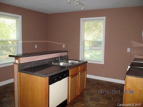 1177 Hampton Grace Ave, Lancaster, SC 29720 photo 8