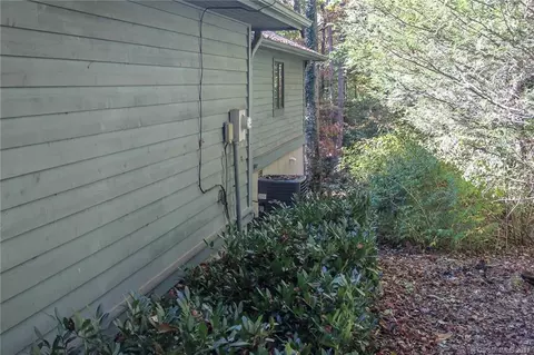 208 Maple Hill Dr, Flat Rock, NC 28731 photo 22