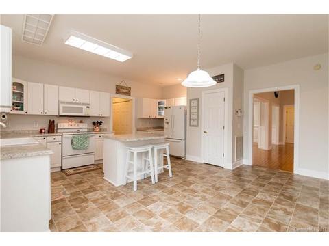 102 Oakview Dr, Salisbury, NC 28146 photo 5