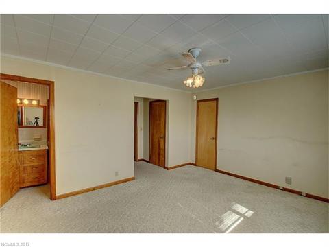 252 Falls Cir, Sylva, NC 28779 photo 11