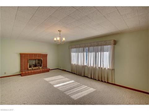 252 Falls Cir, Sylva, NC 28779 photo 8