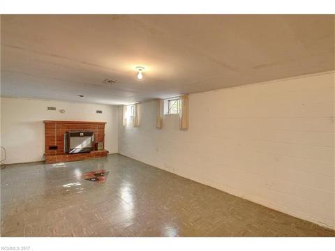 252 Falls Cir, Sylva, NC 28779 photo 17