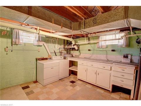 252 Falls Cir, Sylva, NC 28779 photo 18