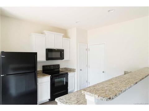 2004 Boulder Ct, Ranlo, NC 28054 photo 5