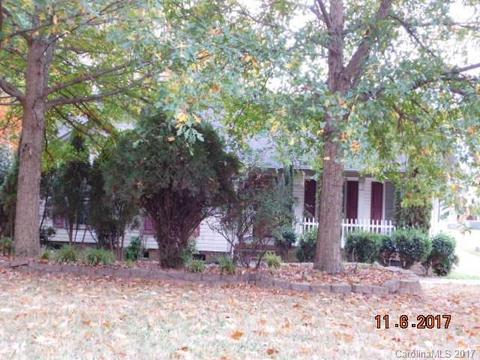 402 Jackson St, Kannapolis, NC 28083 photo 2