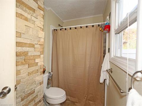 101 Lee Rd, Clyde, NC 28721 photo 9