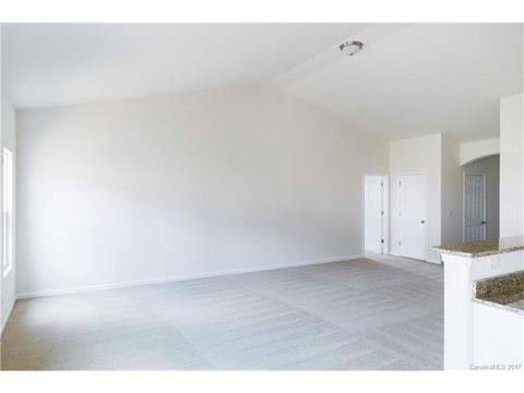 2005 Boulder Ct, Ranlo, NC 28054 photo 6