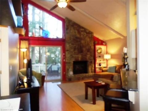 210 Hemlock Loop, Maggie Valley, NC 28751 photo 3