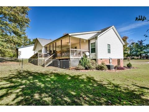 136 Summertree Dr, Troutman, NC 28166 photo 5