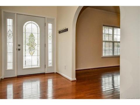 136 Summertree Dr, Troutman, NC 28166 photo 11