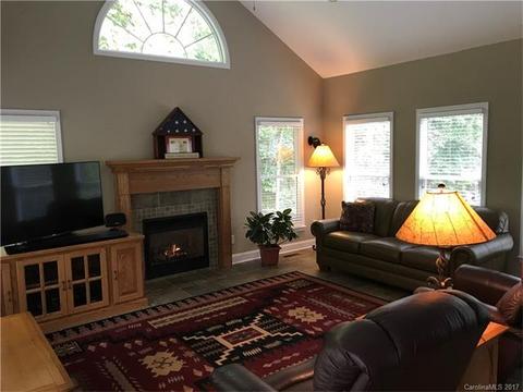 177 Dogwood Forest Loop, Harmony, NC 28634 photo 6