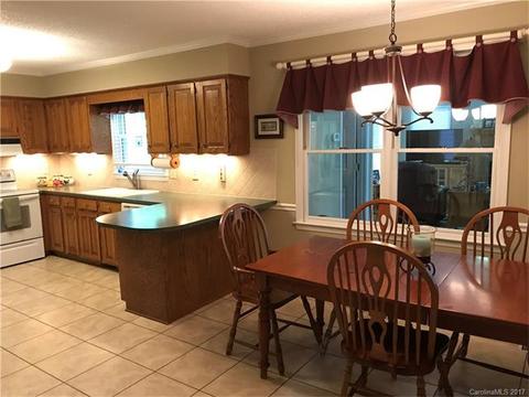 177 Dogwood Forest Loop, Harmony, NC 28634 photo 4