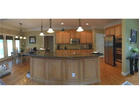 10996 Alabaster Dr, Davidson, NC 28036 photo 9