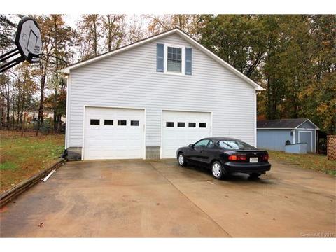 479 Declaration Pl, Clover, SC 29710 photo 5