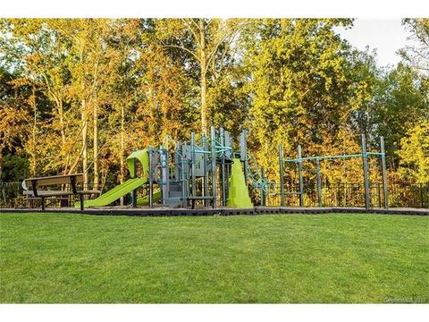 809 Gunnar Dr, Ranlo, NC 28054 photo 2