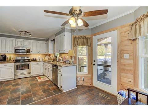19516 Shevington Dr, Cornelius, NC 28031 photo 7