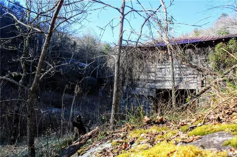 2033 Lower Paw Paw Rd, Marshall, NC 28753 photo 17