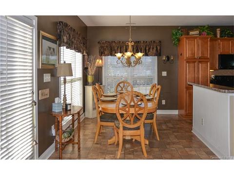 100 Hunters Trace Dr, Monroe, NC 28110 photo 9