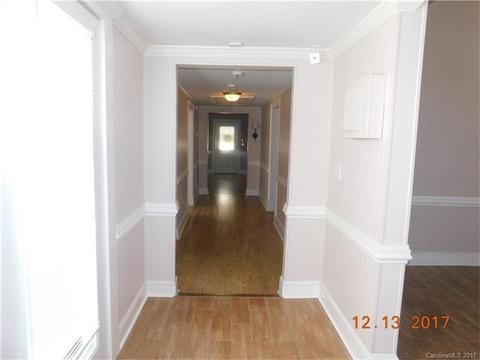 207 E 10th St, Kannapolis, NC 28083 photo 9