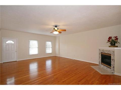 2634 Andrew Point Dr, Denver, NC 28037 photo 2