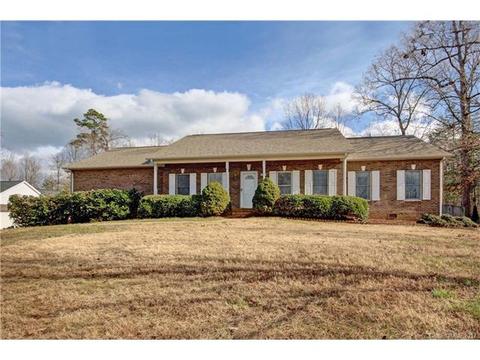 2634 Andrew Point Dr, Denver, NC 28037 photo 1