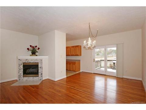 2634 Andrew Point Dr, Denver, NC 28037 photo 4