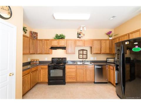 9217 Glenashley Dr, Cornelius, NC 28031 photo 12
