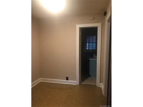 209 Springs St, Lancaster, SC 29720 photo 4