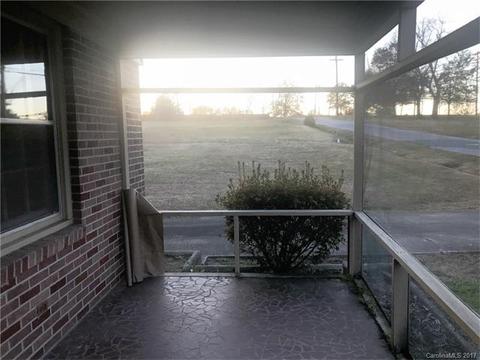 209 Springs St, Lancaster, SC 29720 photo 7