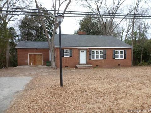 600 Arch St, Lancaster, SC 29720 photo 1
