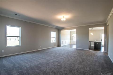 22437 Gateway Dr, Lancaster, SC 29720 photo 9