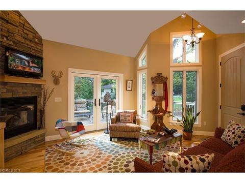 72 Memory Ln, Brevard, NC 28712 photo 2