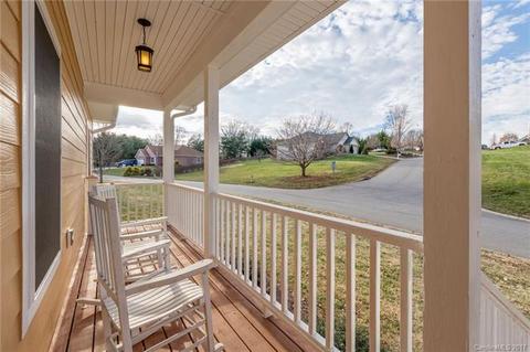 24 Amaretto Dr, Candler, NC 28715 photo 3