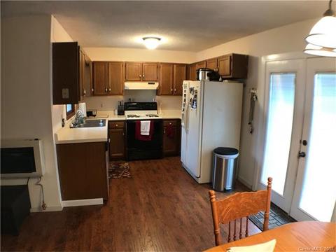 113 Forest Oaks Dr, Harmony, NC 28634 photo 8