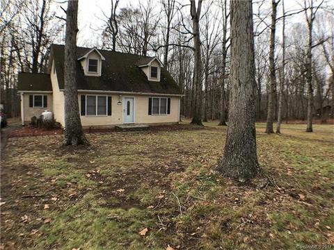 113 Forest Oaks Dr, Harmony, NC 28634 photo 1