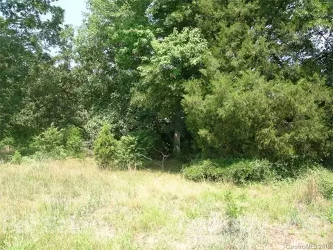 5061 S Tryon S St S, Charlotte, NC 28217