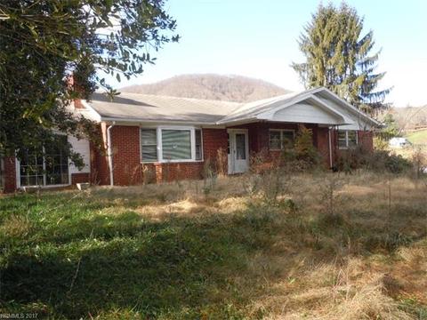 3709 Thickety Rd, Clyde, NC 28721 photo 2
