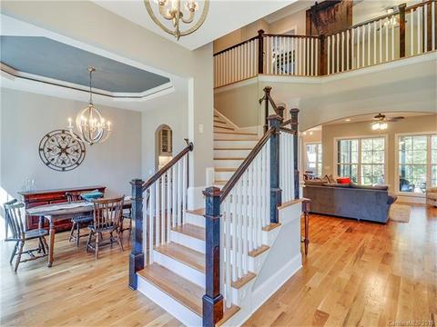 6174 Fox Chase Dr, Davidson, NC 28036 photo 2