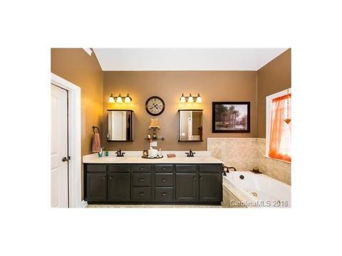 2000 Lee Ellen Ct, Stanley, NC 28164 photo 11