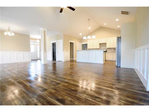 3055 Walter Dr, Concord, NC 28027 photo 1