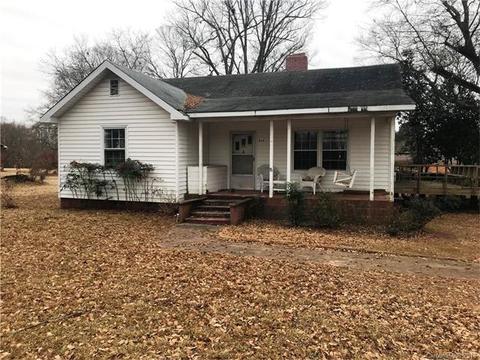 216 Killian Rd, Stanley, NC 28164 photo 1