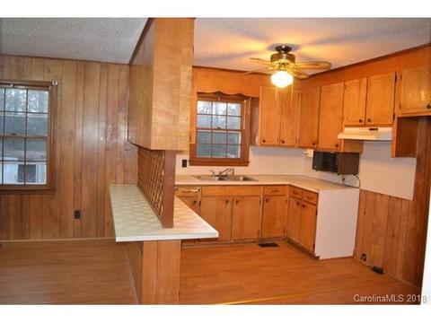 559 Community Ln, Lancaster, SC 29720 photo 8