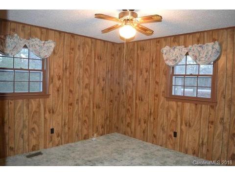 559 Community Ln, Lancaster, SC 29720 photo 4